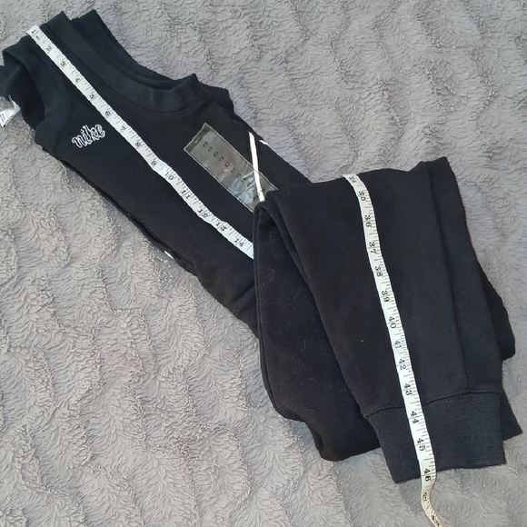 *New* Women's Nike Black Jumpsuit with White Accents - XS - Picture 6 of 7